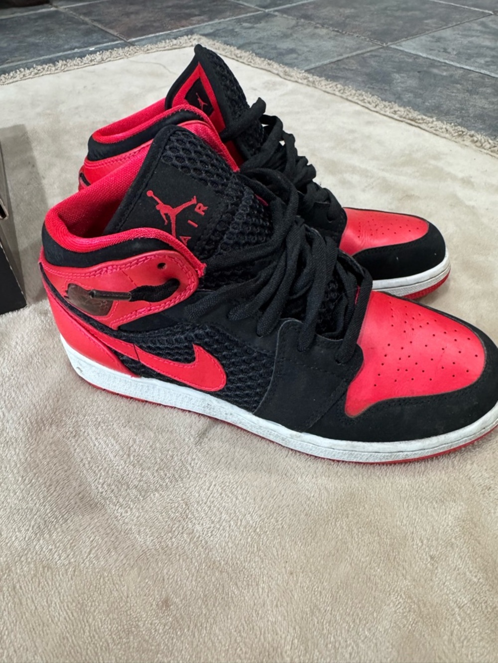 Jordan Girls Air Jordan 1 Phat in Black, Red, White
